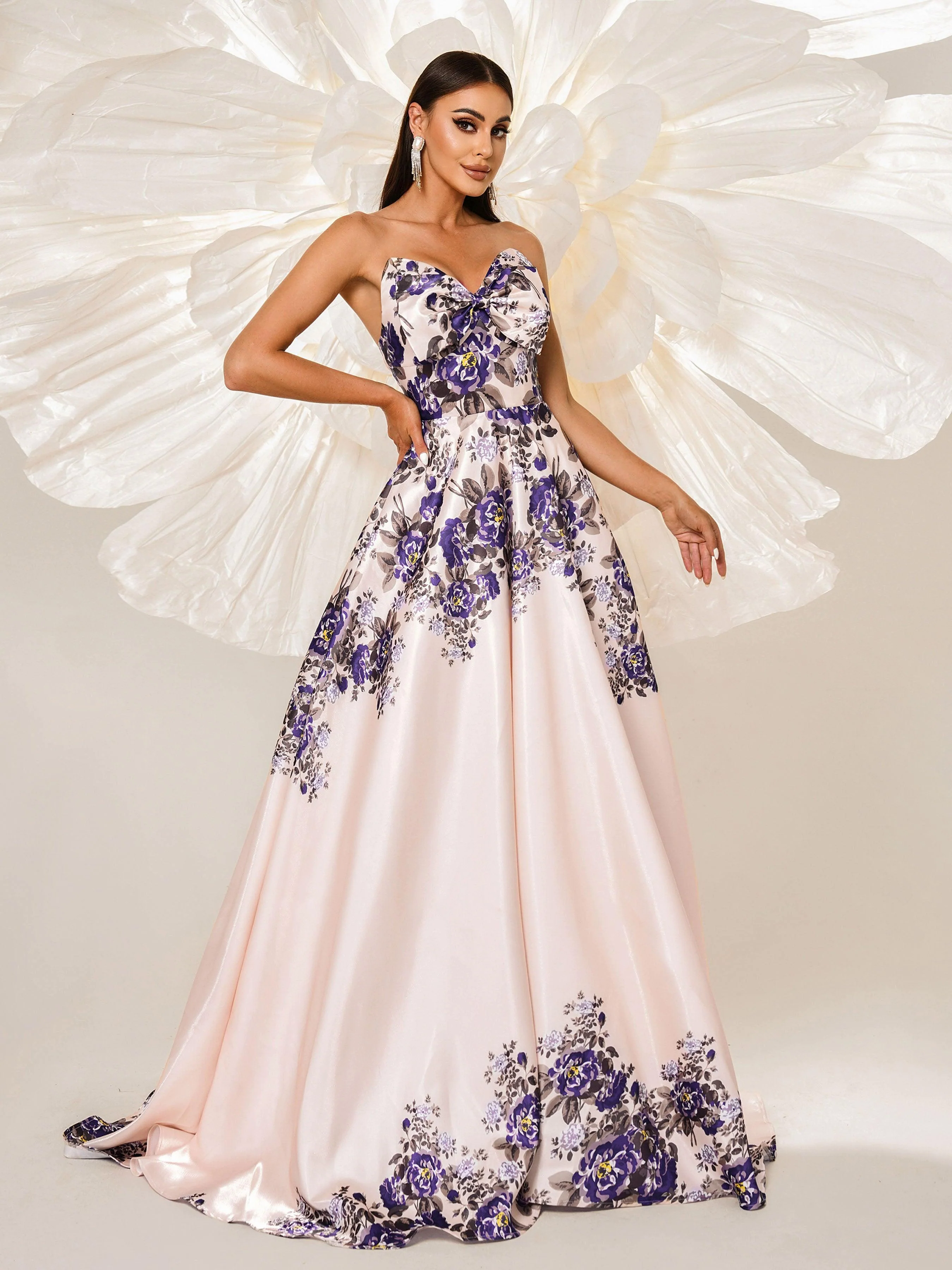 A-line Floral Sweetheart Neck Prom Dress RJ11910 A-line Floral Sweetheart Neck Prom Dress RJ11910